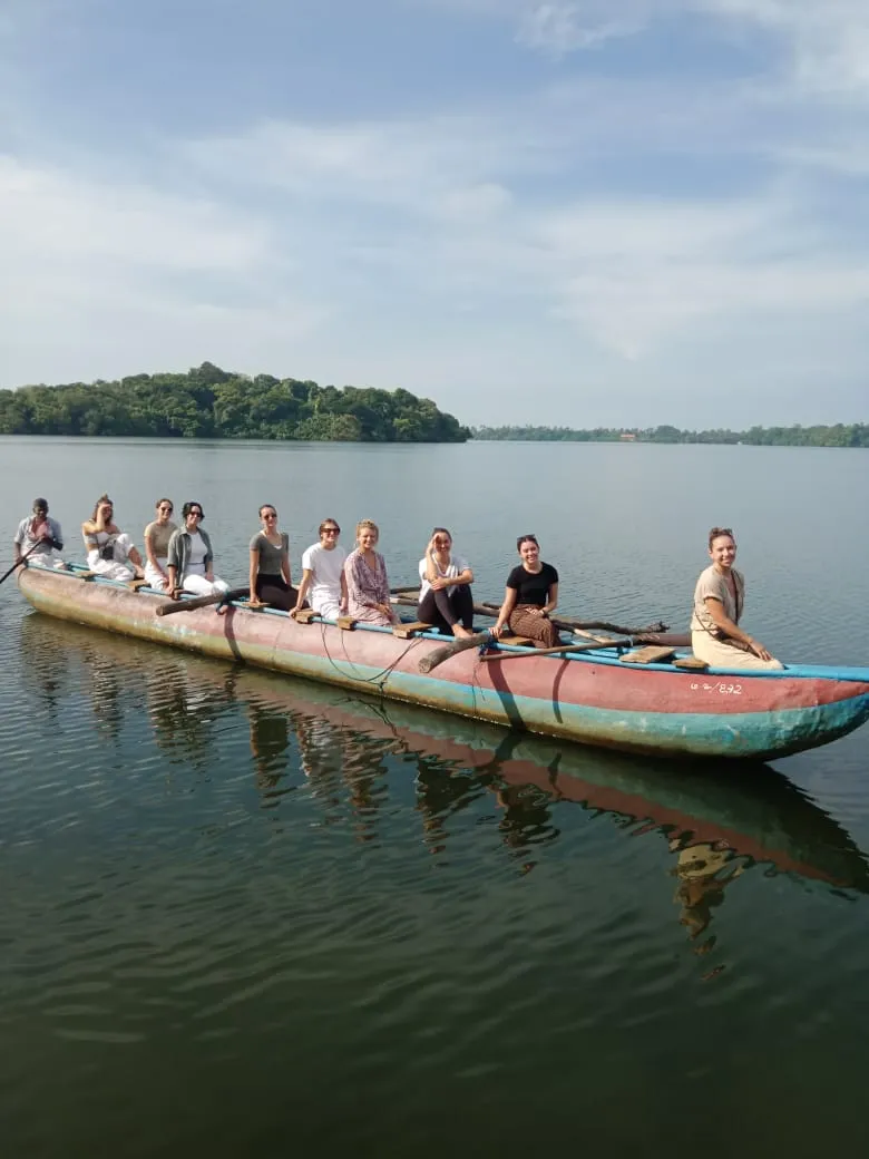 outdoor/lake-journey image 1